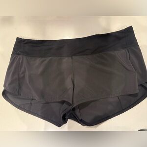 Lululemon Hotty Hot Short